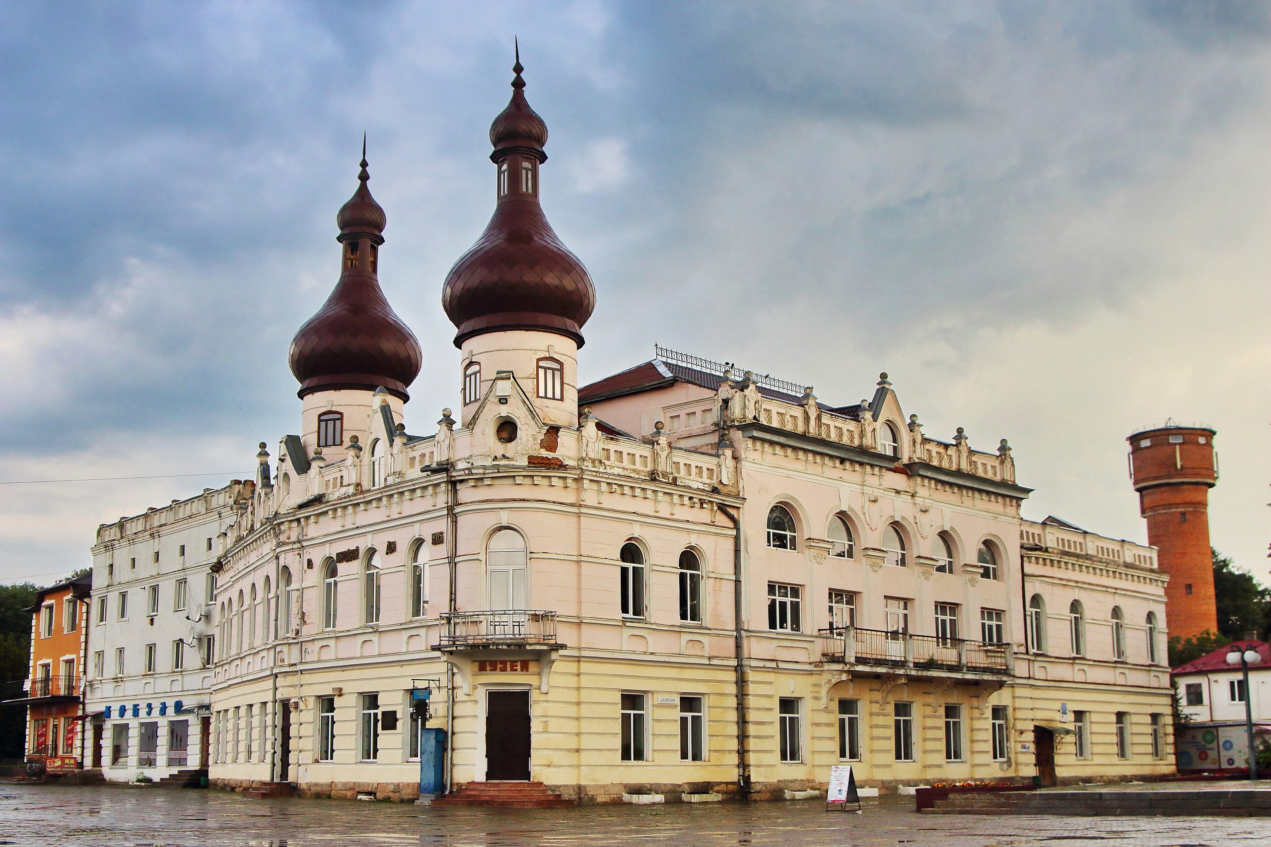 The People’s House in Borshchiv, Ternopil region